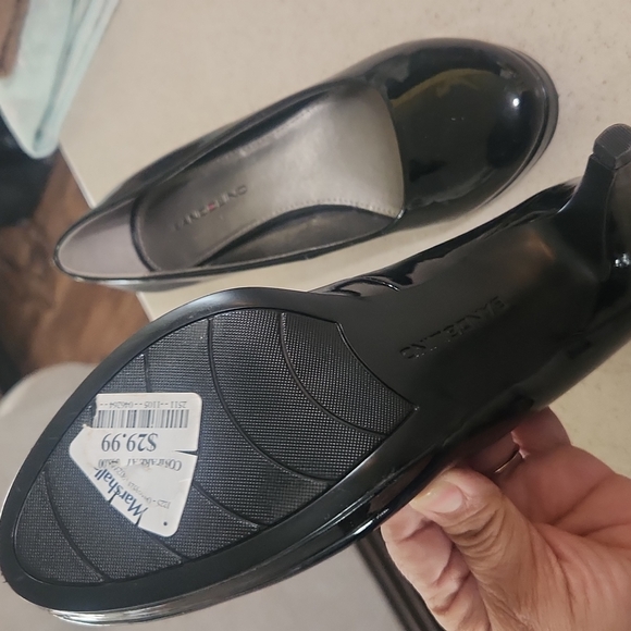 Bandolino Patent Black High heels - Picture 2 of 6